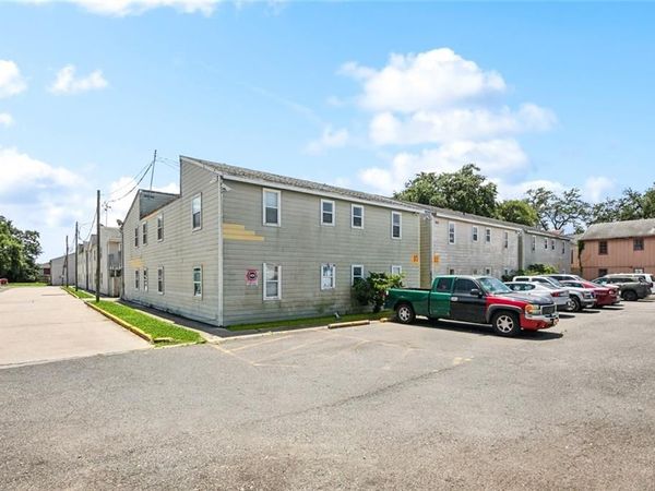 8019 TRAPIER Avenue, New Orleans, LA 70127