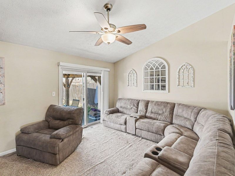 461 Ripple Creek Drive, Elsmere, KY 41018 Photo 2