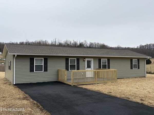 104 Winner St, Elizabethton, TN 37643