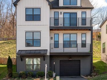 1011 STONEHENGE AVE EXT, Charlottesville, VA 22902