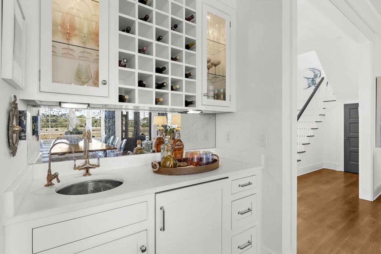 1064 N Shem Drive Photo 21