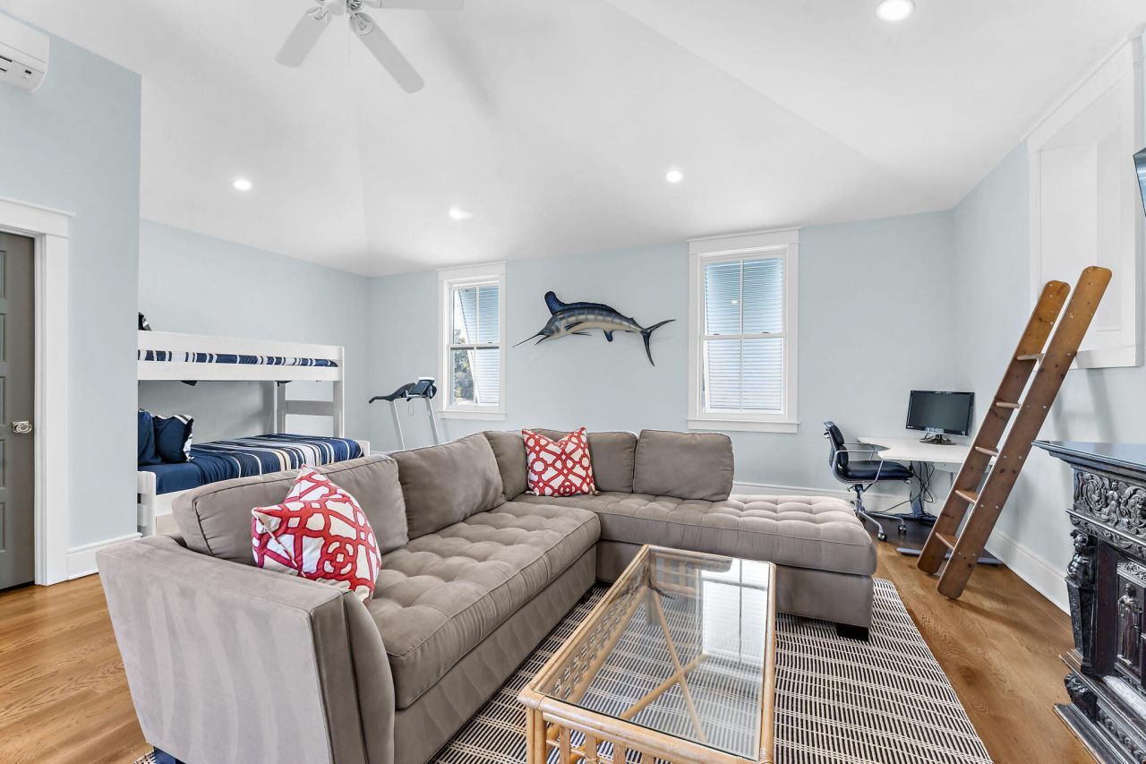 1064 N Shem Drive Photo 54