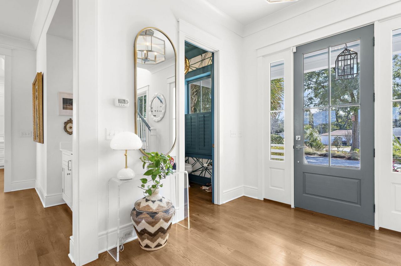 1064 N Shem Drive Photo 7