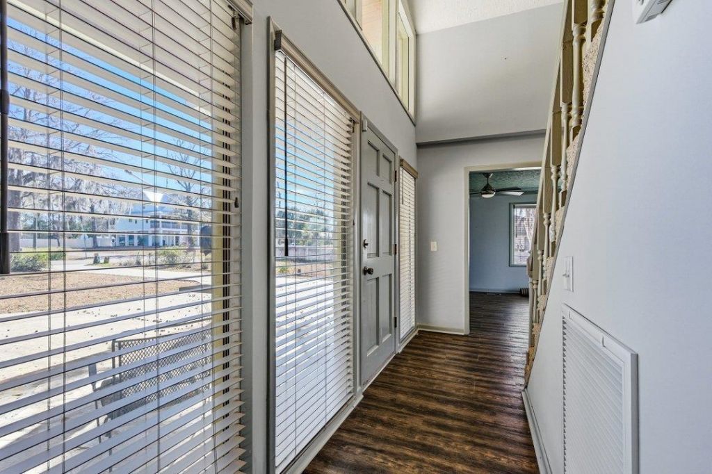 53 Smith Blvd. Photo 14