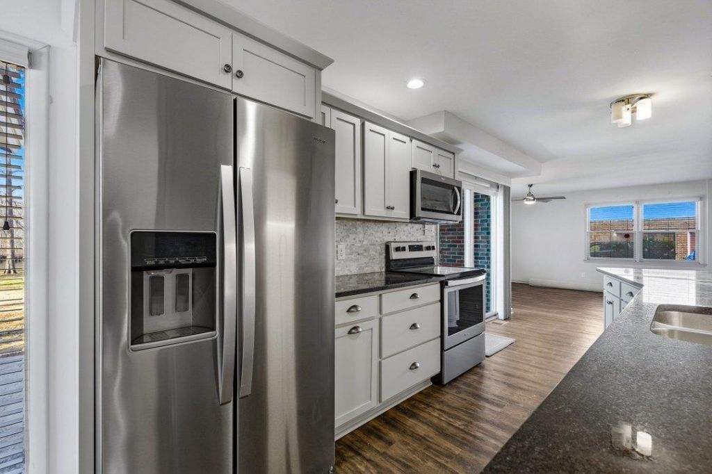 53 Smith Blvd. Photo 21