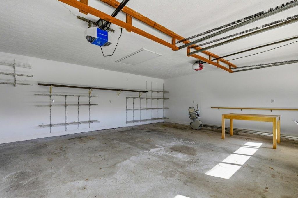 53 Smith Blvd. Photo 29