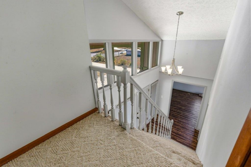 53 Smith Blvd. Photo 32