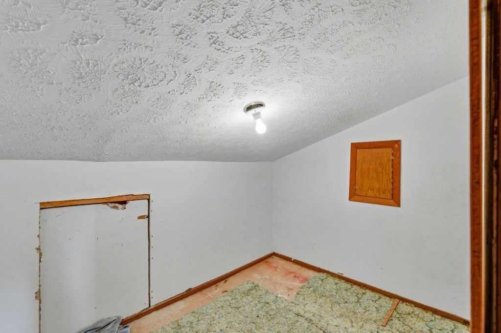 53 Smith Blvd. Photo 37