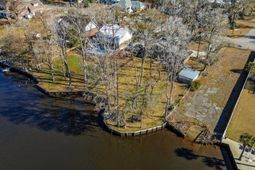 53 Smith Blvd. photo 4