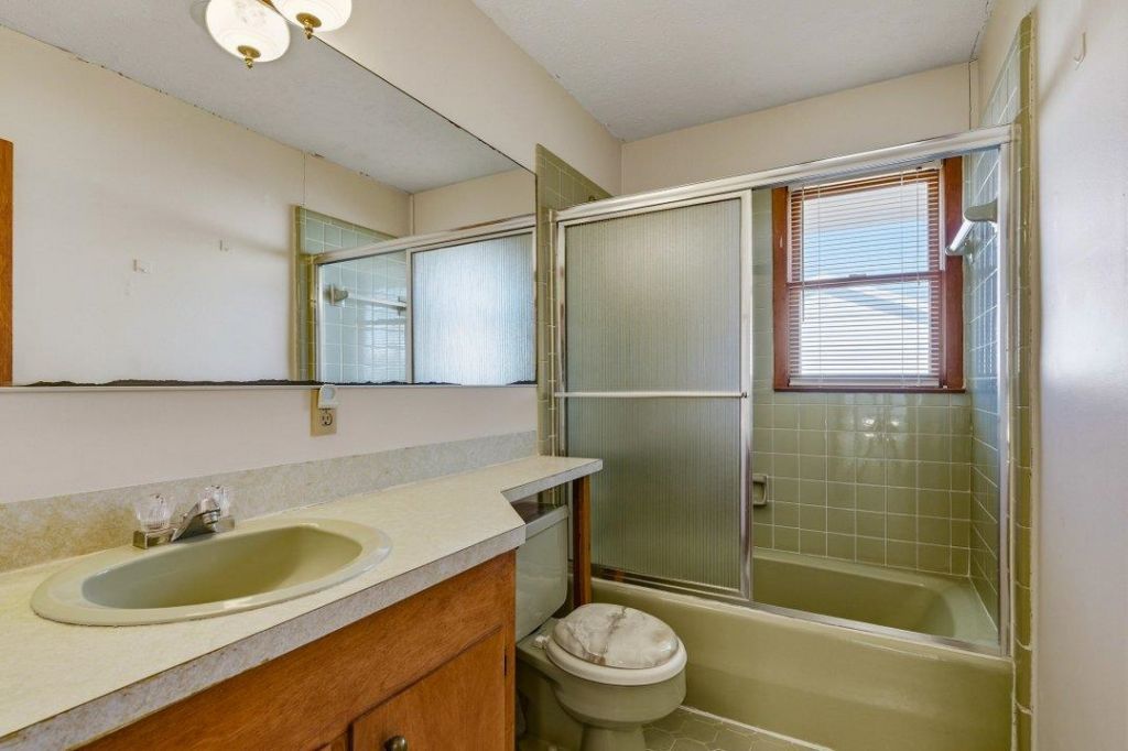 53 Smith Blvd. Photo 40