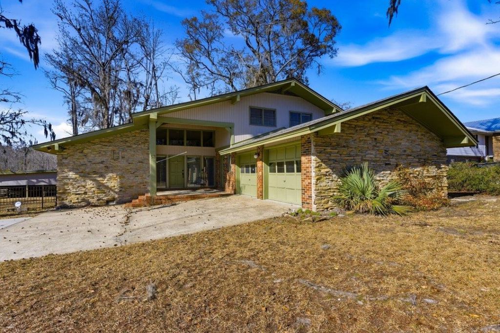 53 Smith Blvd. Photo 42