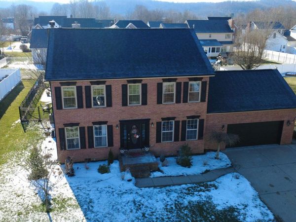 327 Northridge Drive, Hurricane, WV 25526