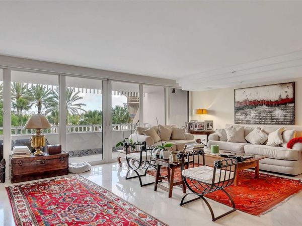 3 Grove Isle Dr , Unit C208, Miami, FL 33133