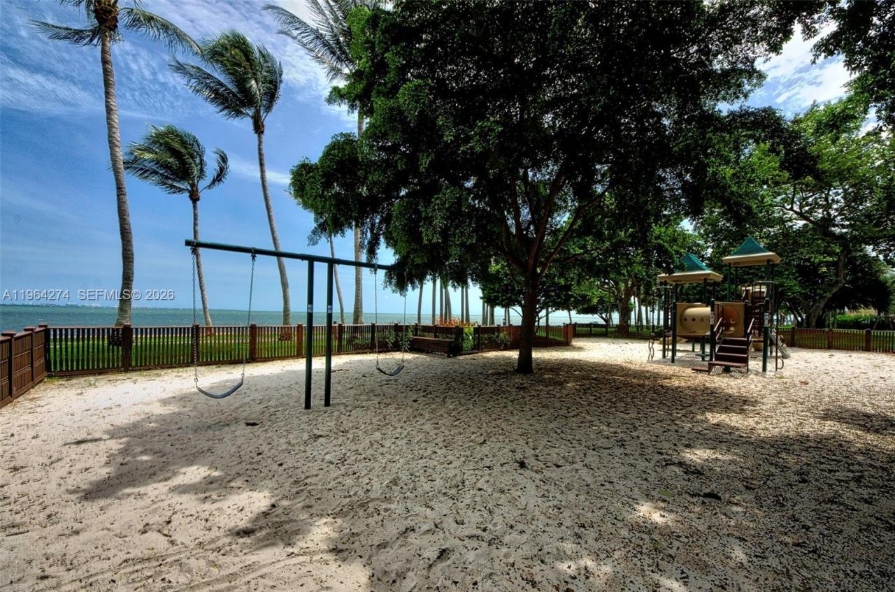 3 Grove Isle Dr, Unit C208, Miami, FL 33133 Photo