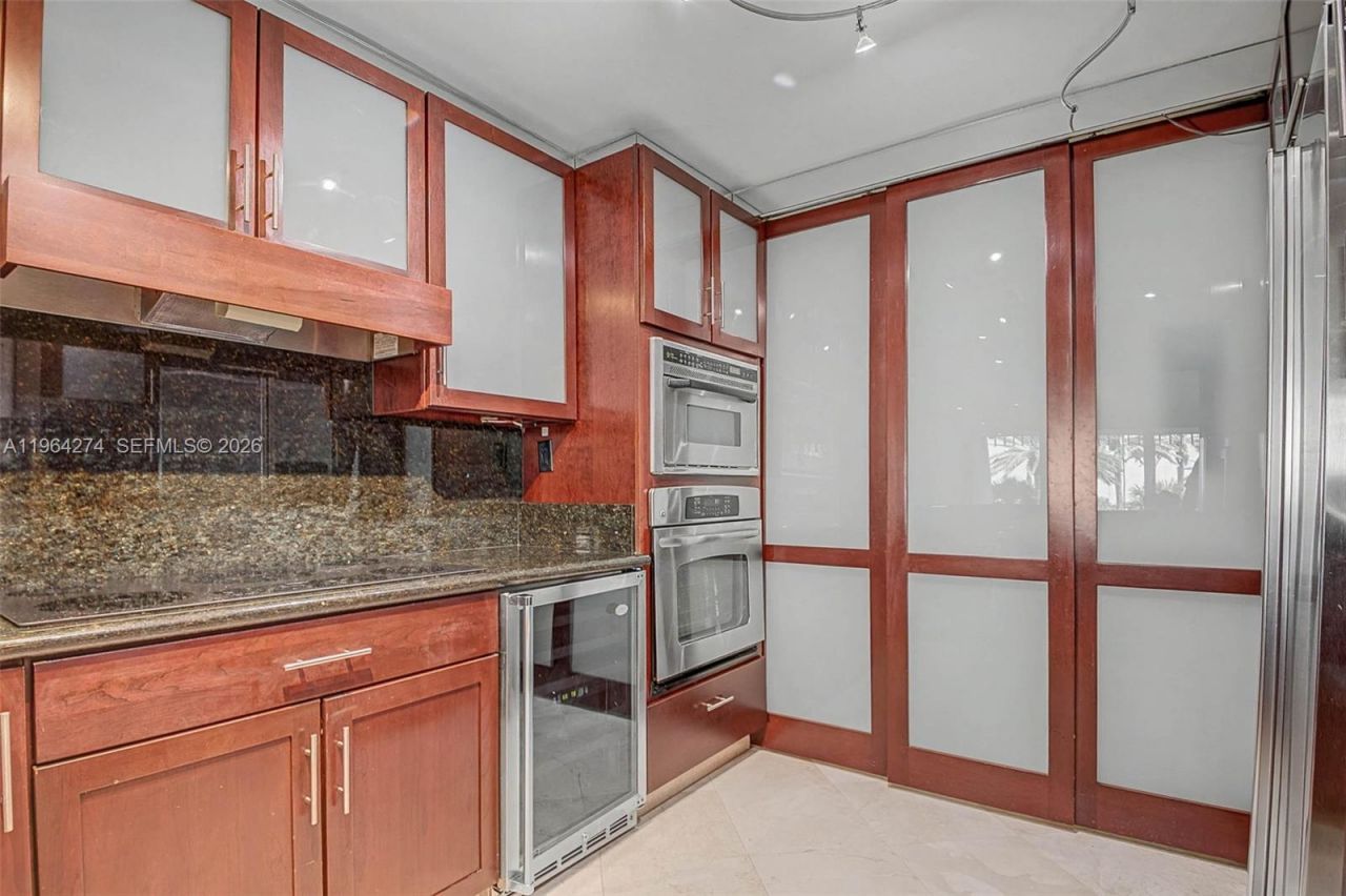 3 Grove Isle Dr, Unit C208, Miami, FL 33133 Photo