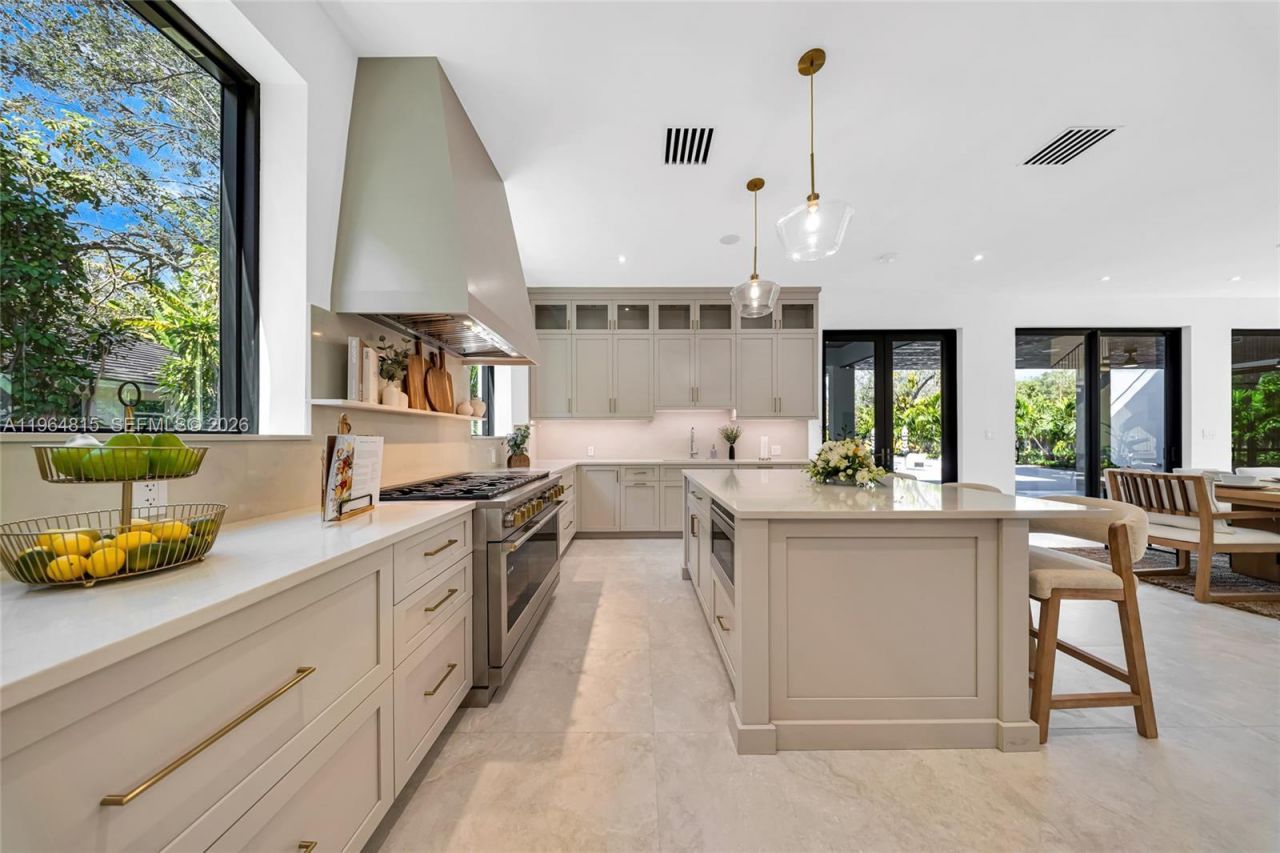 9381 SW 100 St, Miami, FL 33176 Photo