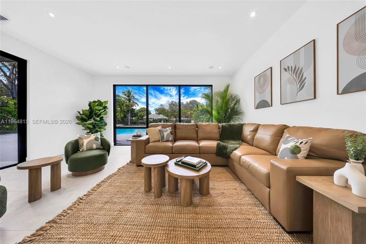 9381 SW 100 St, Miami, FL 33176 Photo