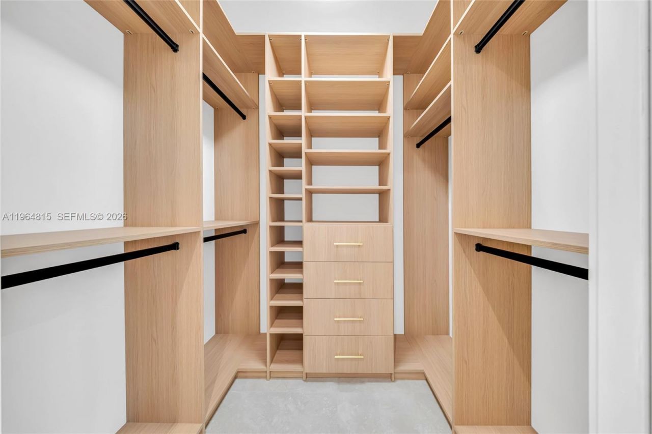 9381 SW 100 St, Miami, FL 33176 Photo