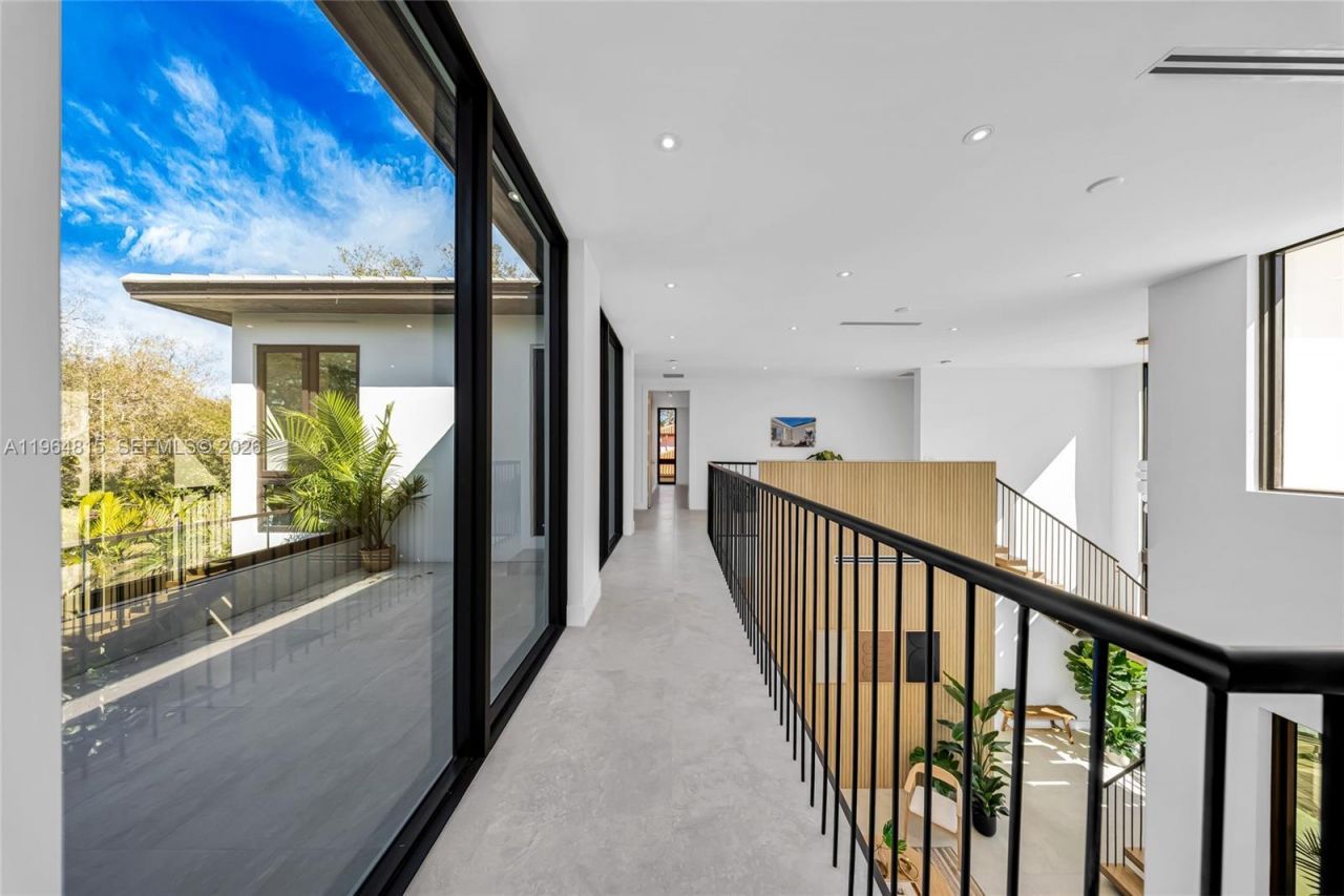 9381 SW 100 St, Miami, FL 33176 Photo