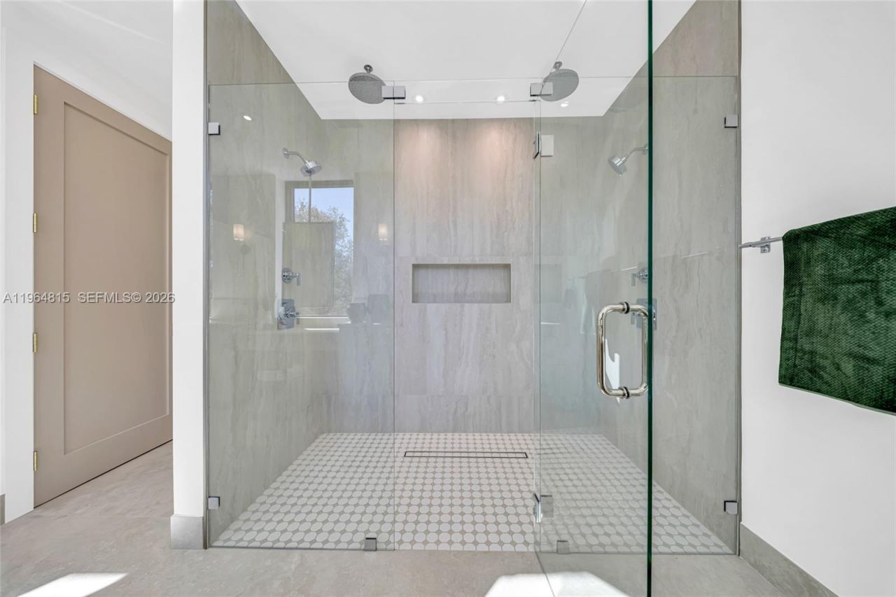 9381 SW 100 St, Miami, FL 33176 Photo