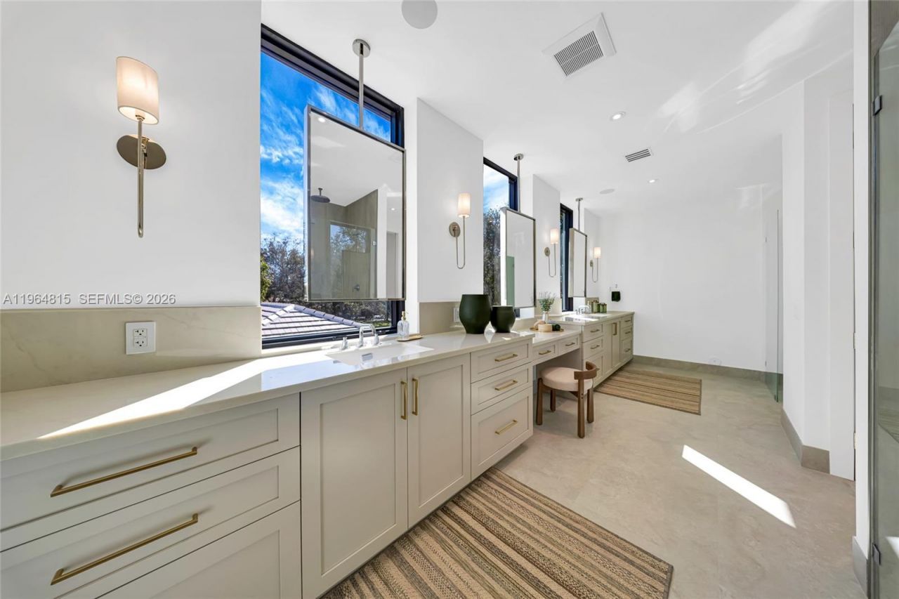 9381 SW 100 St, Miami, FL 33176 Photo