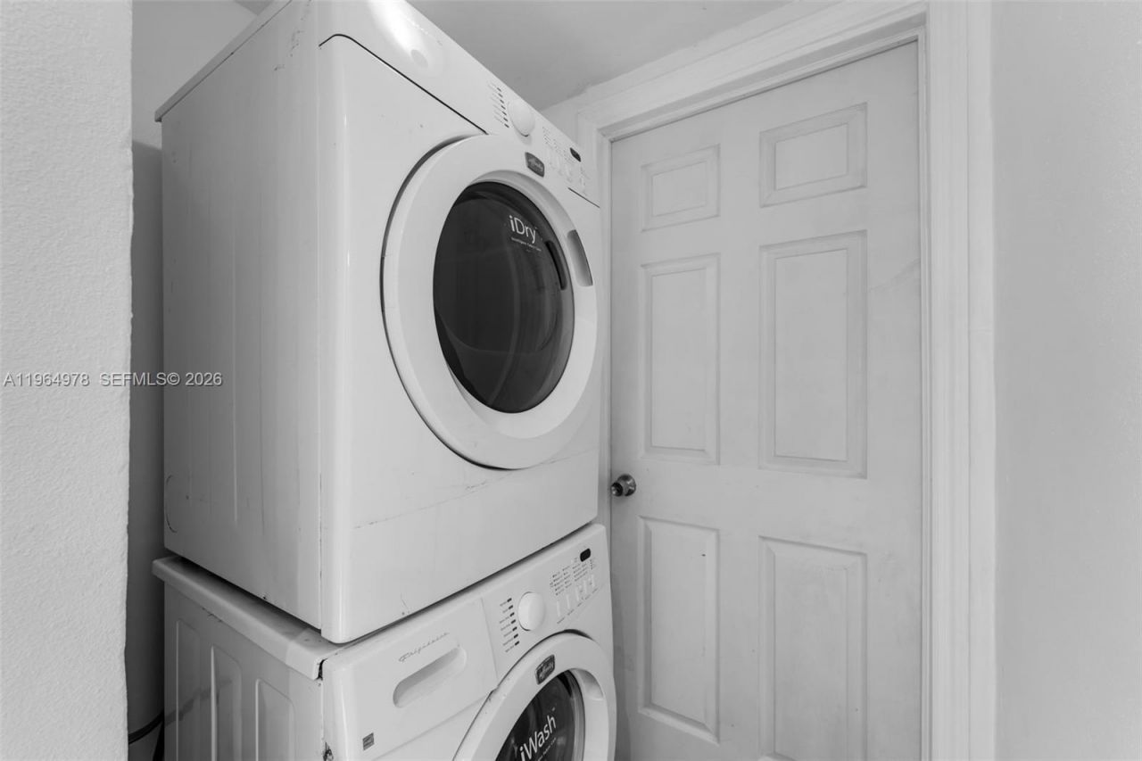 4220 SW 13th St, Miami, FL 33134 Photo