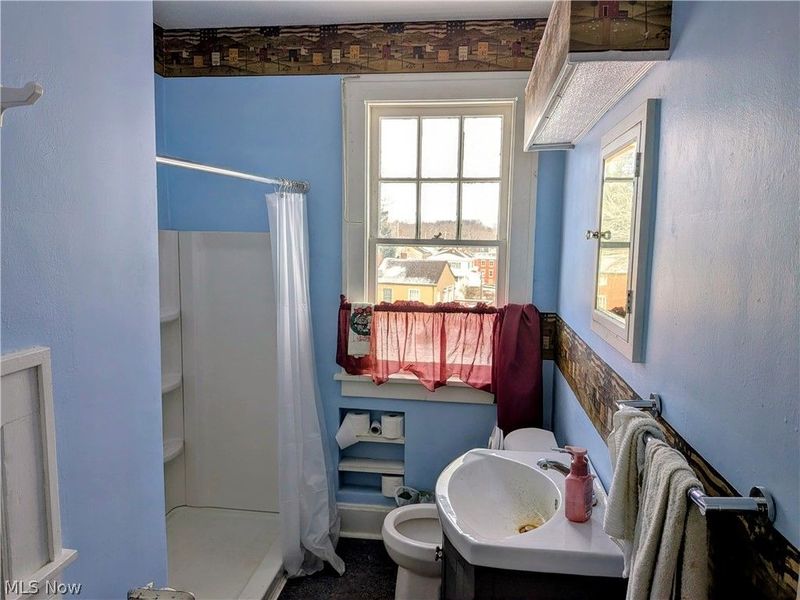 408 west main st, Morristown, OH 43759 Photo 4