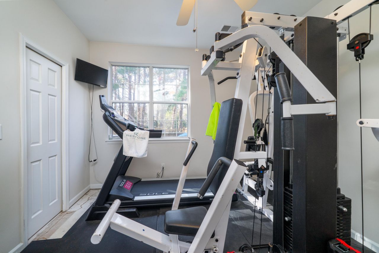 2876 Colonnade Drive Photo 19