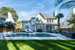 2876 Colonnade Drive photo 4