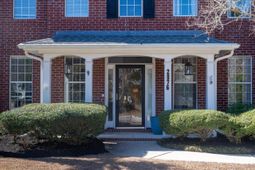 2876 Colonnade Drive photo 4