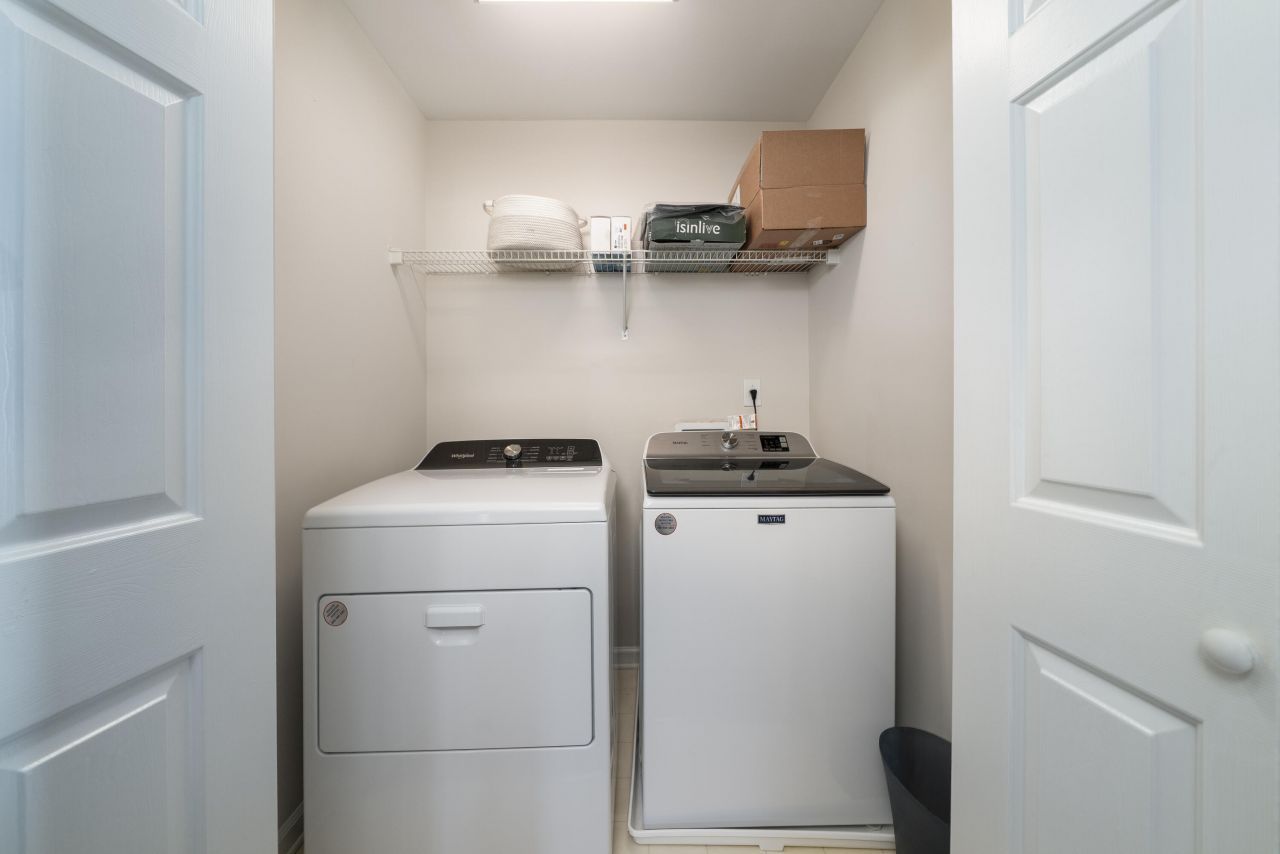 2876 Colonnade Drive Photo 31