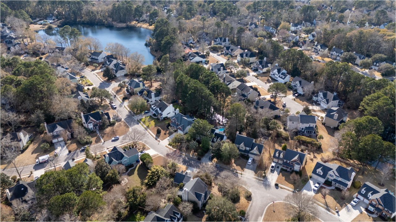 2876 Colonnade Drive Photo 44