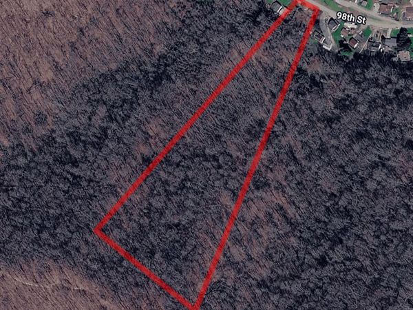 952.5 98th St, Charleston, WV 25315