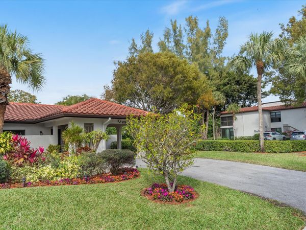 9207 Pecky Cypress Lane, Unit 9b, Boca Raton, FL 33428