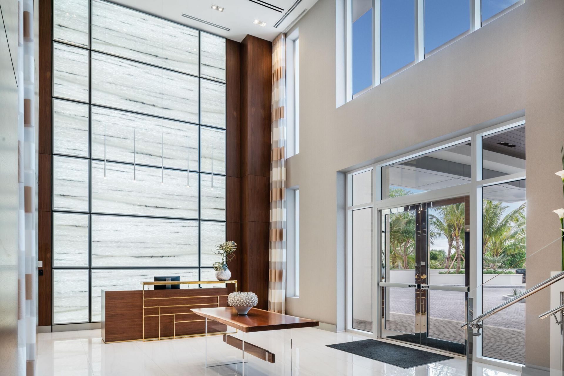 3730 N Ocean Drive, Unit 17-D, Singer Island, FL 33404 Photo