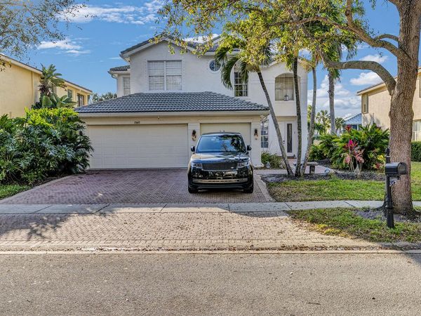 15643 Messina Isle Court, Delray Beach, FL 33446