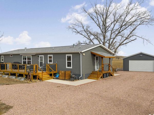 194 FAIRGROUNDS PL, Hermosa, SD 57744