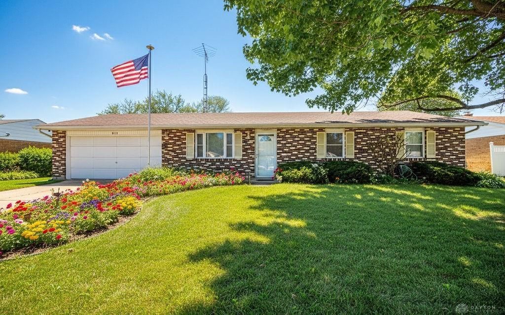 813 Judy Avenue, Eaton, OH 45320 Main Photo