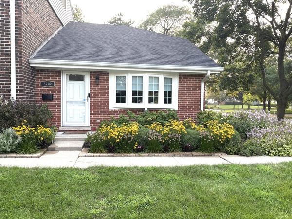 5702 S Park Avenue, Hinsdale, IL 60521