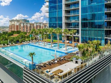 3130 N Harwood Street, Unit 707, Dallas, TX 75201