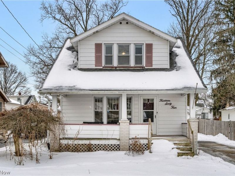 1464 Hollywood Street NE, Warren, OH 44483 Photo 1