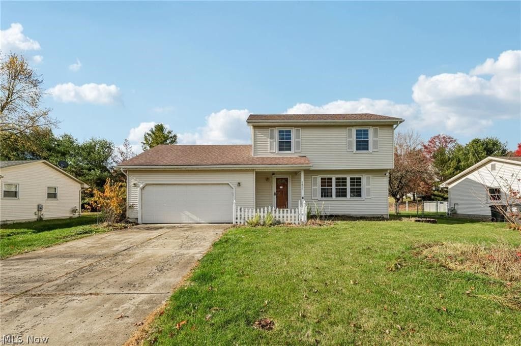 1470 Turnberry Drive, Youngstown, OH 44512 Main Photo