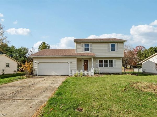 1470 Turnberry Drive, Youngstown, OH 44512