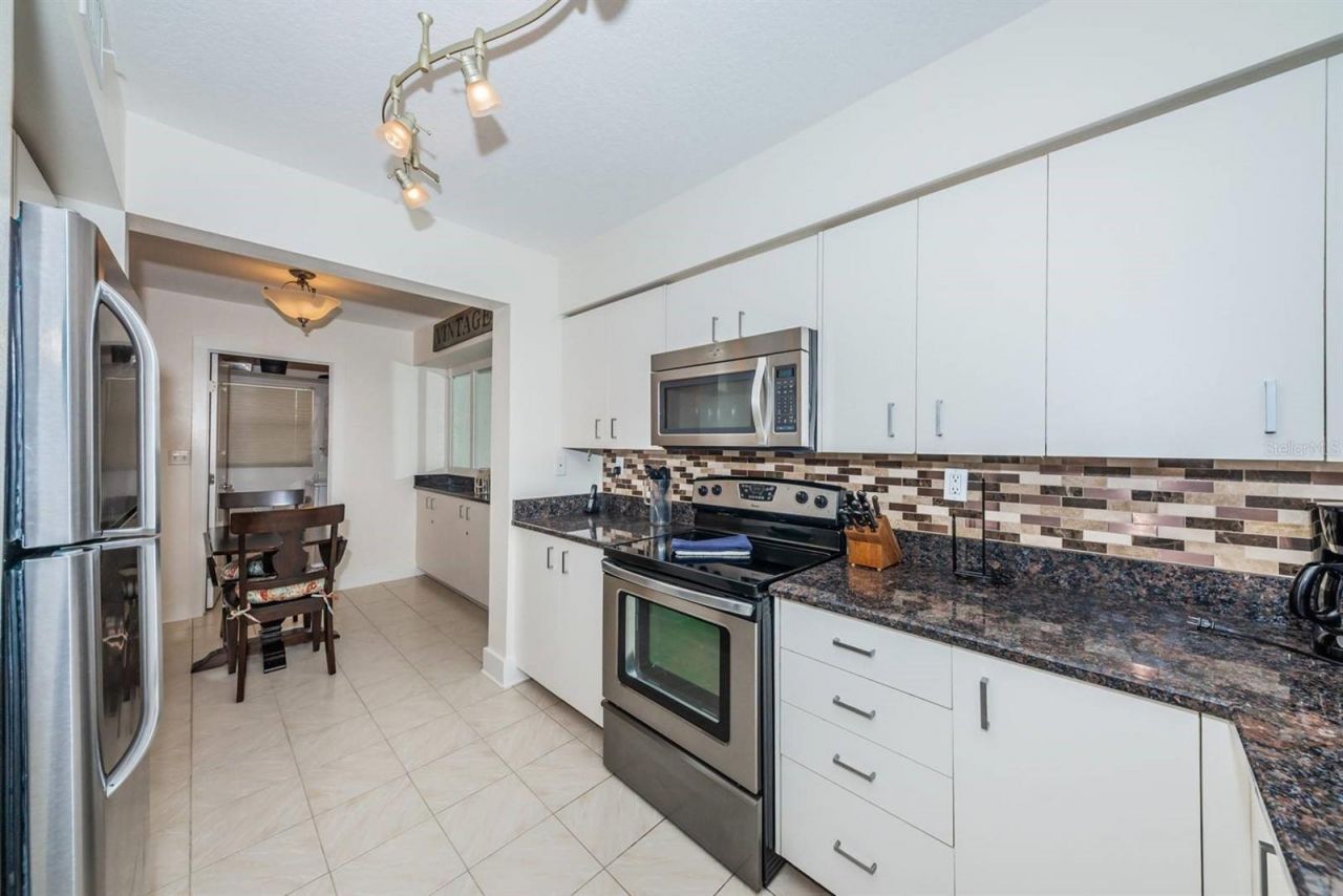 6083 Bahia Del Mar Circle, Unit 460, Saint Petersburg, FL 33715 Photo