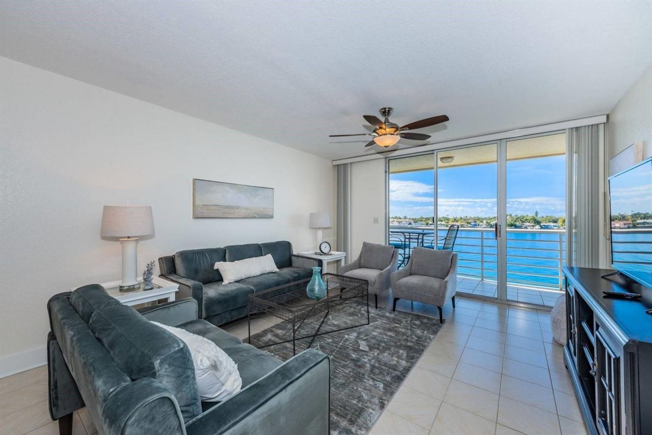 6083 Bahia Del Mar Circle, Unit 460, Saint Petersburg, FL 33715 Photo