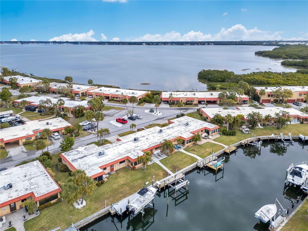 9519 Azure Cove, Bradenton, FL 34210 Photo