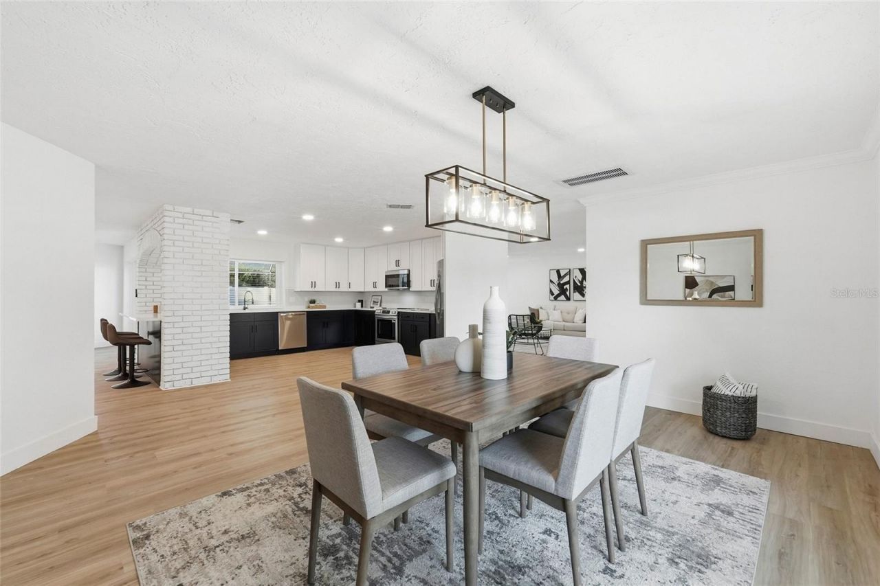 2770 Westchester Drive S, Clearwater, FL 33761 Photo