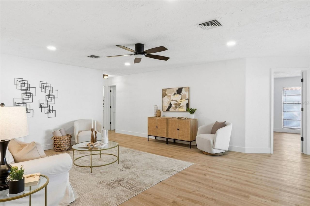 2770 Westchester Drive S, Clearwater, FL 33761 Photo