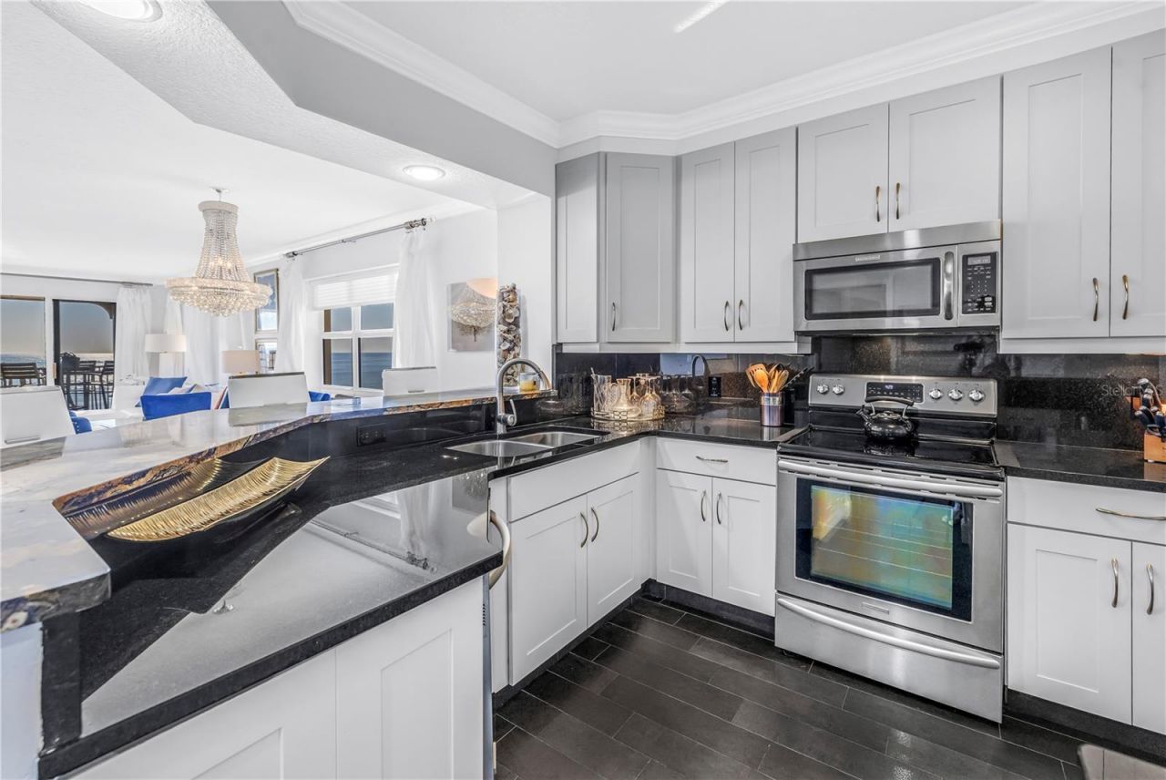 16550 Gulf Boulevard, Unit 746, North Redington Beach, FL 33708 Photo