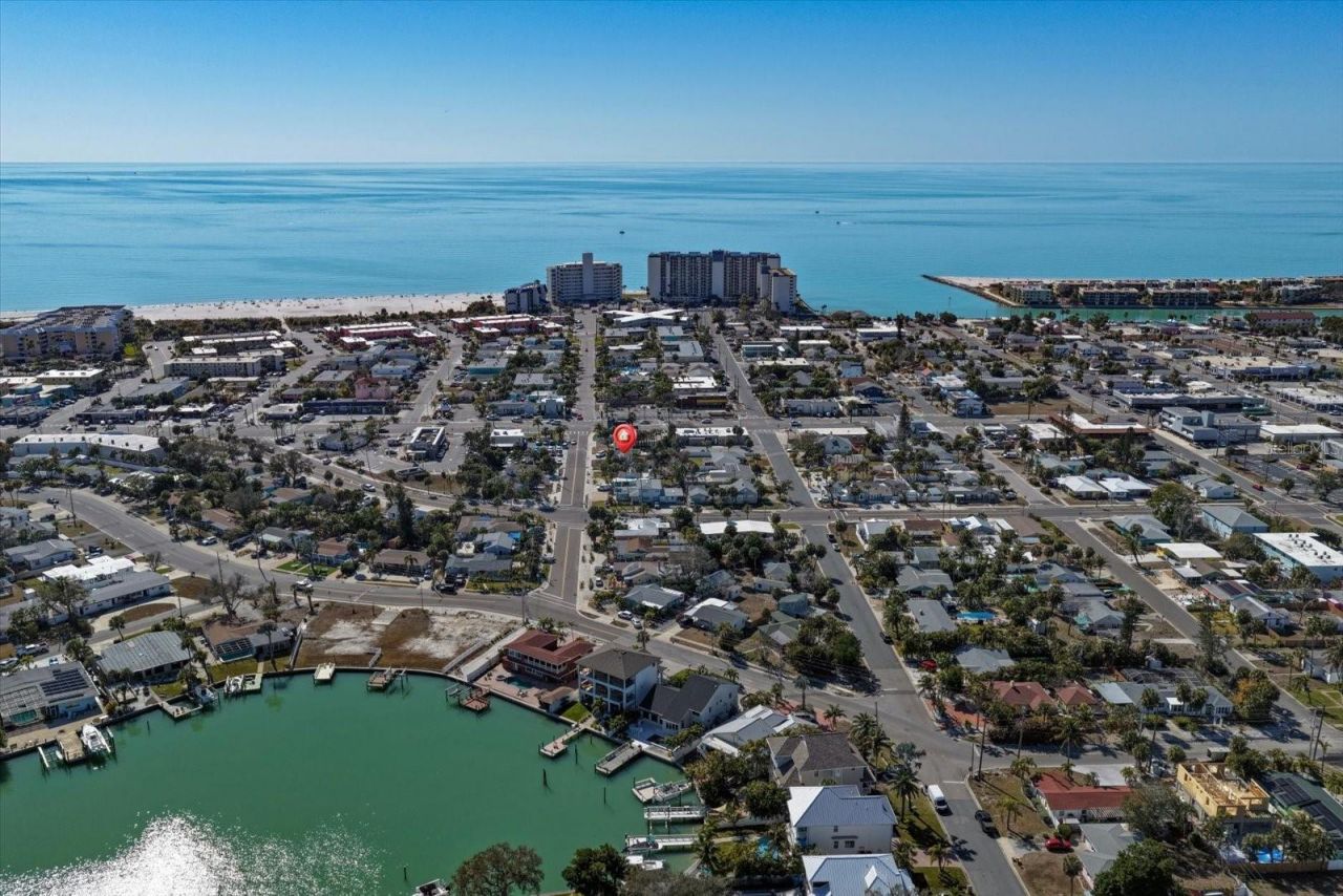 429 70th Avenue, Saint Pete Beach, FL 33706 Photo